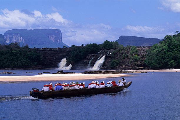 Canaima Lagoon