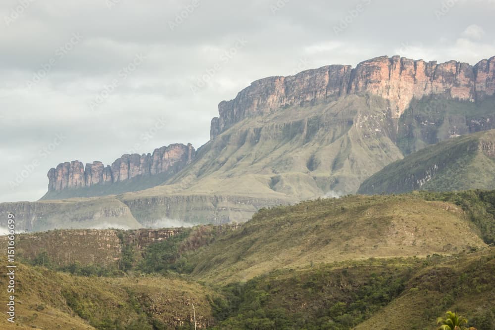 Angel Falls 4D/3N: Premium Lodge, River Journey & Flights Included - Image 5